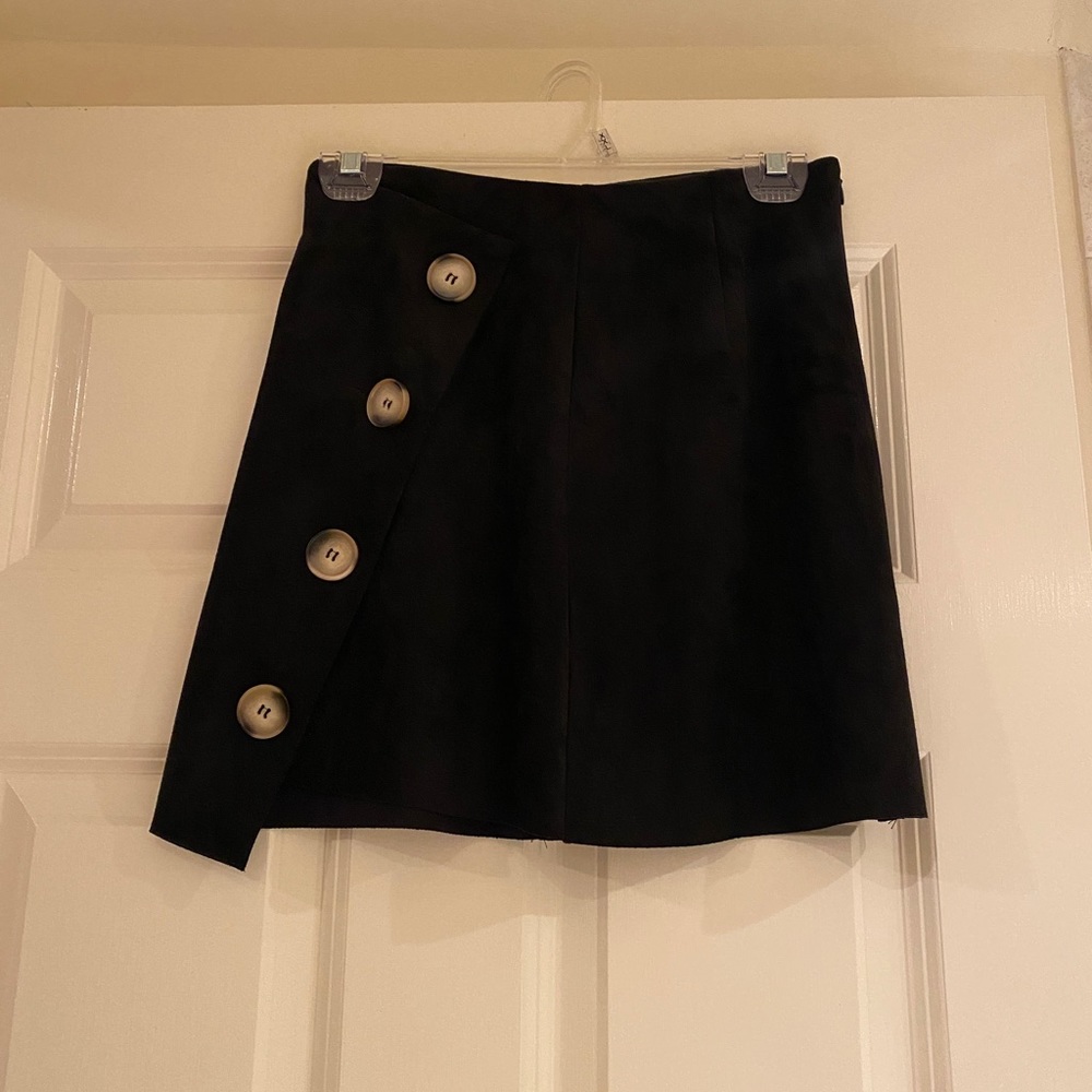 Do+Be short skirt